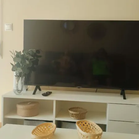 Con Vistas Al Mar B4 Urb Puerto Azul *